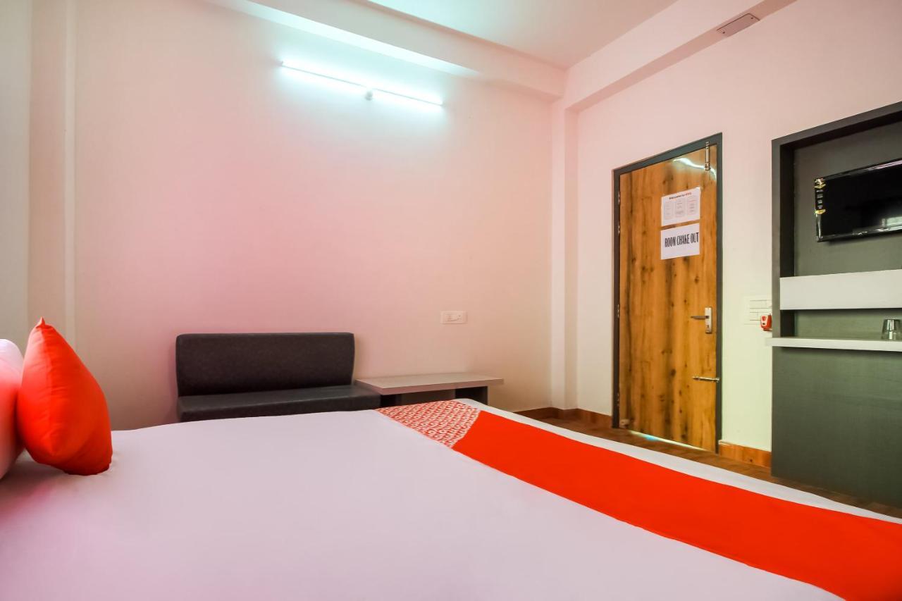 Oyo 69836 Aponjon Resort And Restaurant Shaugaon Εξωτερικό φωτογραφία