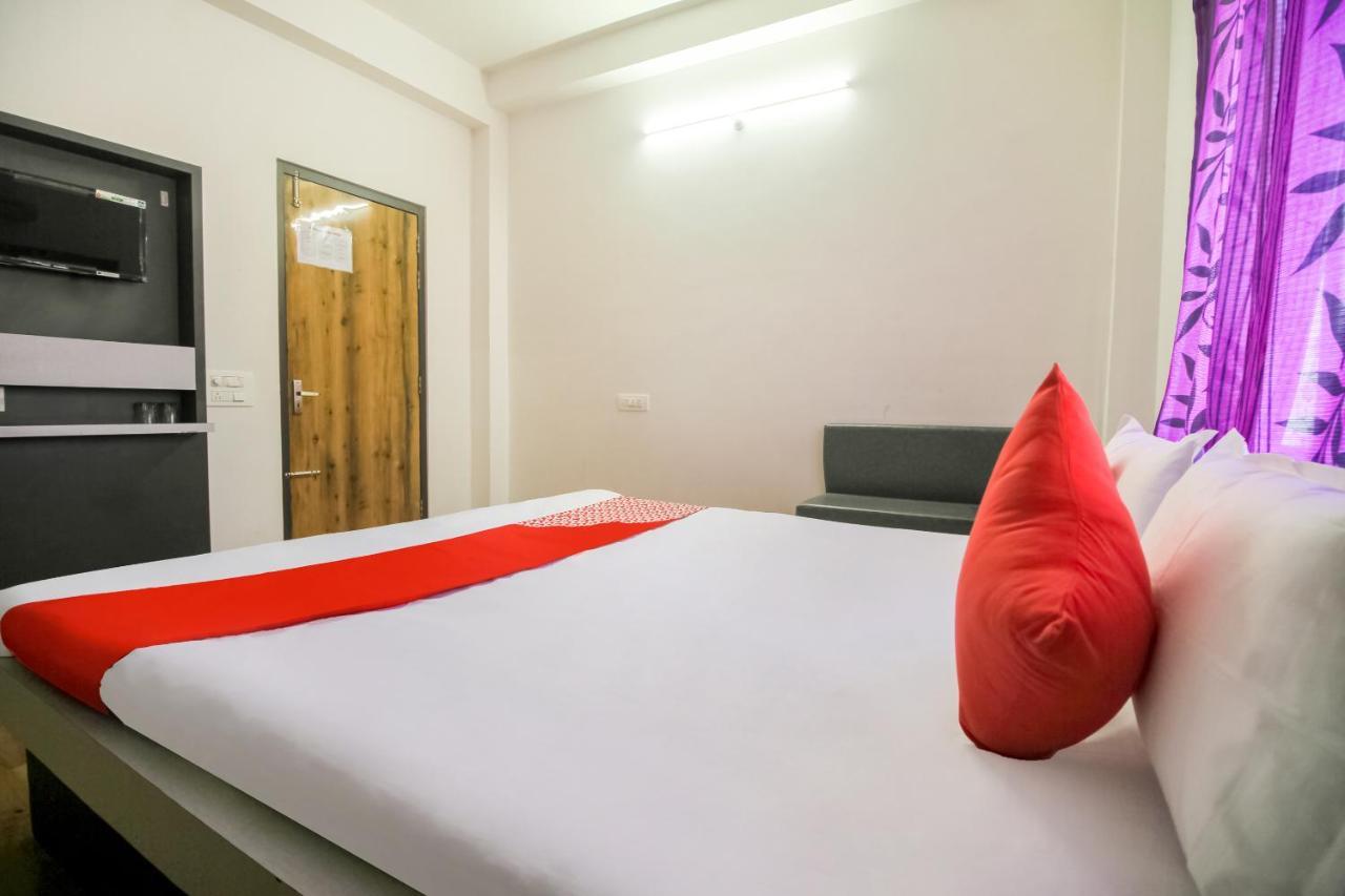 Oyo 69836 Aponjon Resort And Restaurant Shaugaon Εξωτερικό φωτογραφία